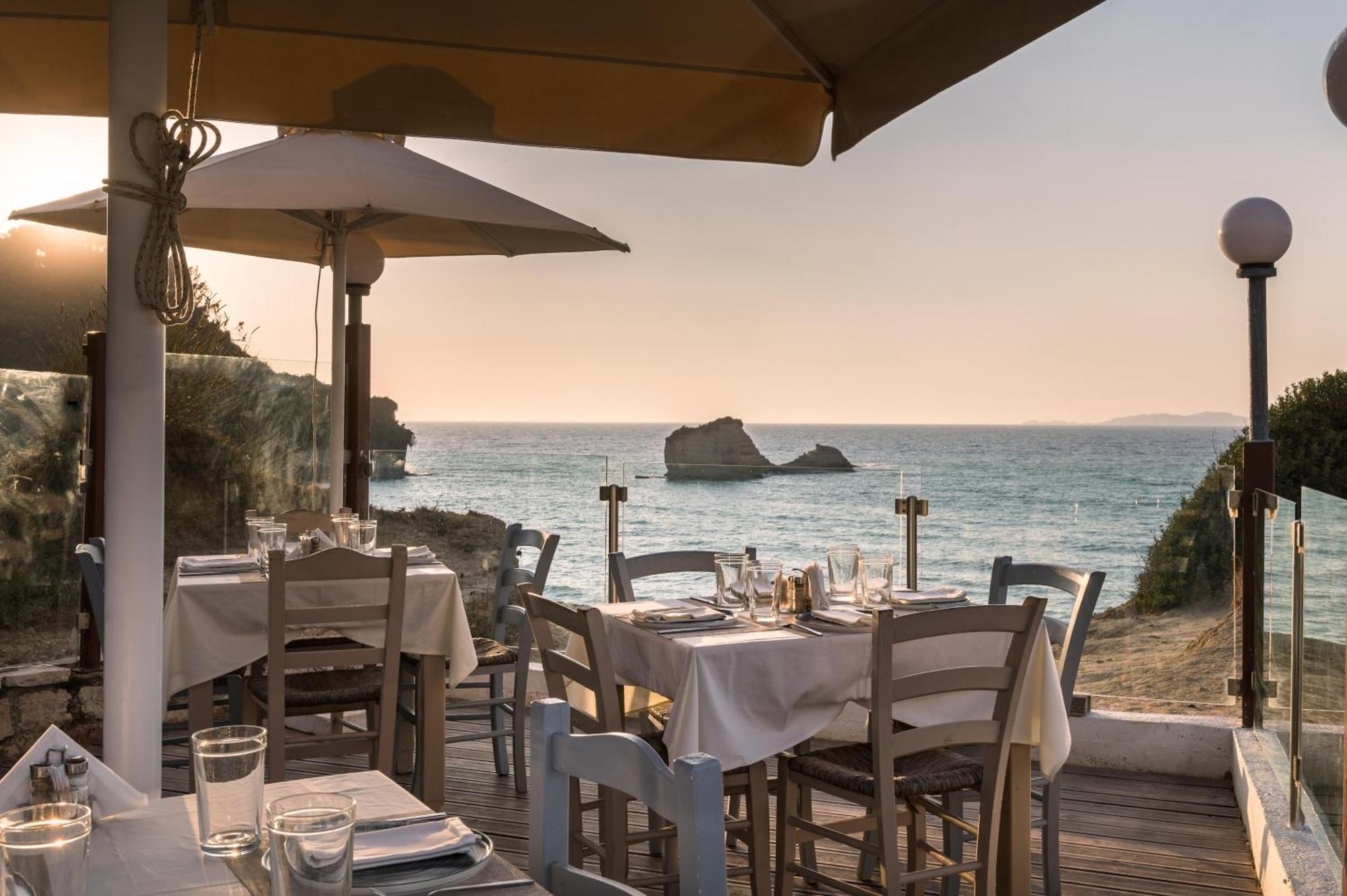 Akron Seascape Resort, A Member Of Brown 4*